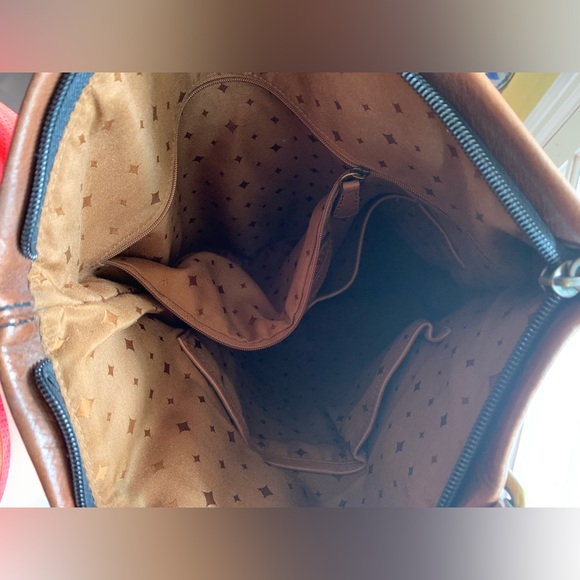 Fossil Explorer Foldover Brown Leather Handbag! - Picture 3 of 3